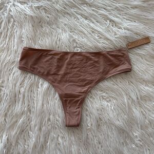 Skims Fits Everybody Thong Sienna Size 3X